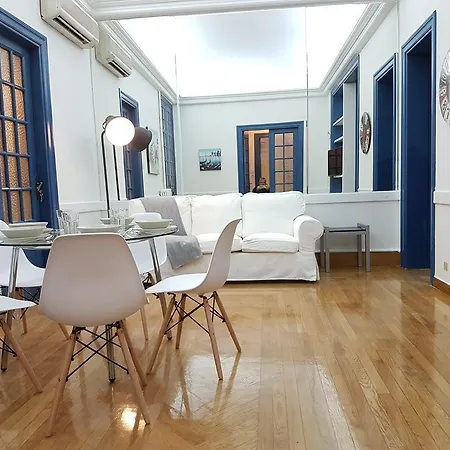 Errathens Aegean - Center, 5 Bd, 2 Bath Ateny