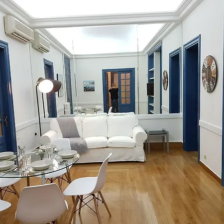 Errathens Aegean - Center, 5 Bd, 2 Bath